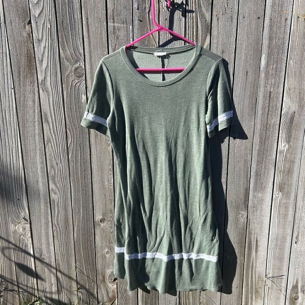 Flamingo Urban dress pullover tshirt lace size medium